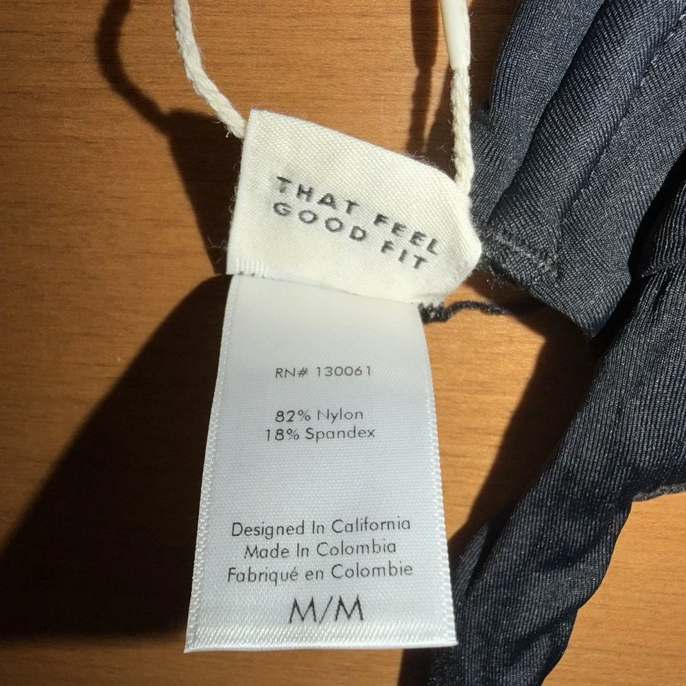NEW L* Space Women's Coast To Coast Bikini Top Size Medium Black $119 TOP ONLY‎